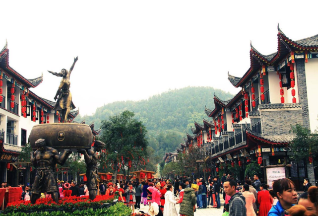 梅州到越南旅游指南_行程表_景点推荐
