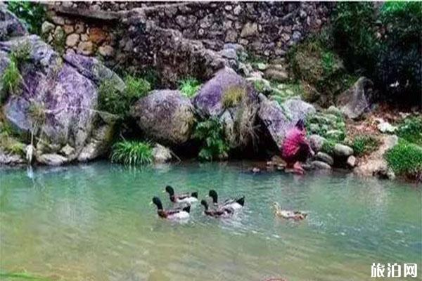 10月去延边旅游必备物品_ 10月延边旅游景点推荐_ 10月去延边旅游美食推荐