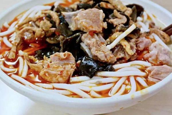 11月孝感穿衣指南_ 11月孝感穿什么衣服_ 11月孝感天气温度