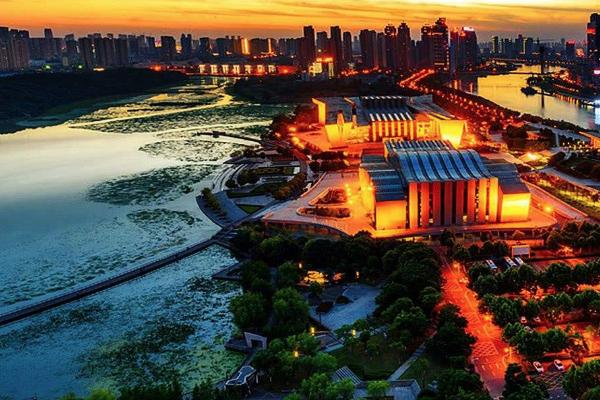 鄂州有什么美食_鄂州有什么特色产品_鄂州旅游须知