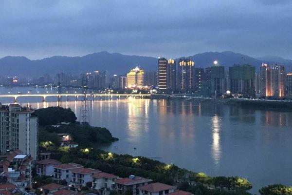 大兴安岭消费水平_大兴安岭旅游费用_游览大兴安岭需要多少钱？
